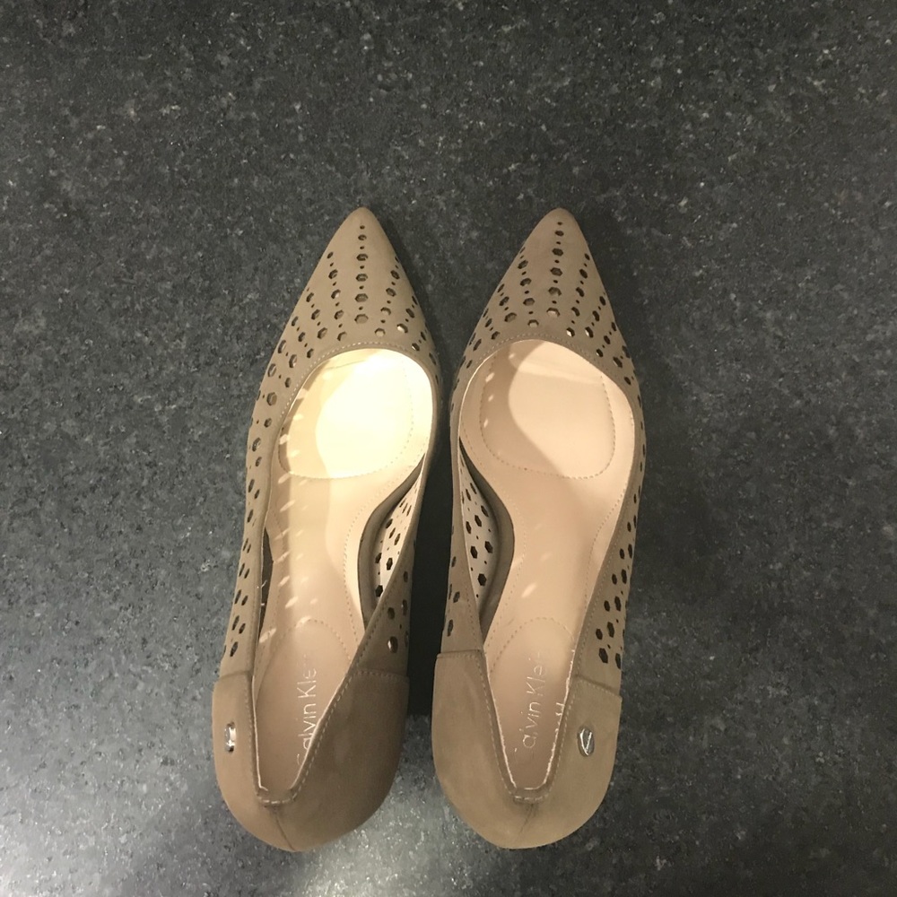Calvin Klein pumps